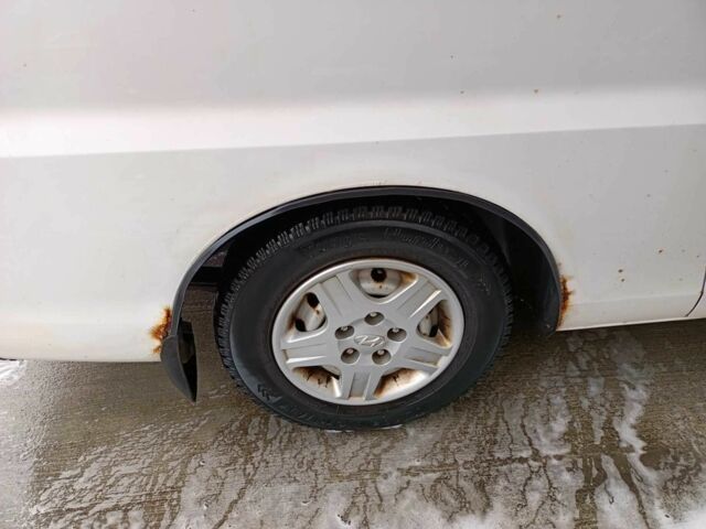 Білий Хендай Н1 (Старекс), об'ємом двигуна 2.5 л та пробігом 240 тис. км за 4500 $, фото 4 на Automoto.ua