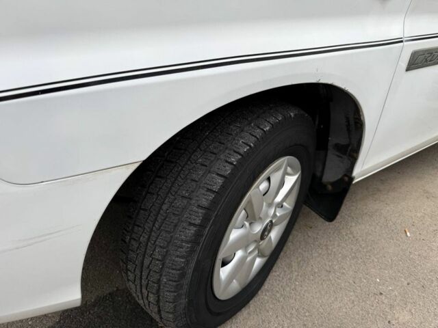 Хендай Н1 (Старекс) 2006 у Харкові на Automoto.ua Білий Хендай Н1 (Старекс), об'ємом двигуна 2.5 л та пробігом 149 тис. км за 4666 $, фото 3 на Automoto.ua