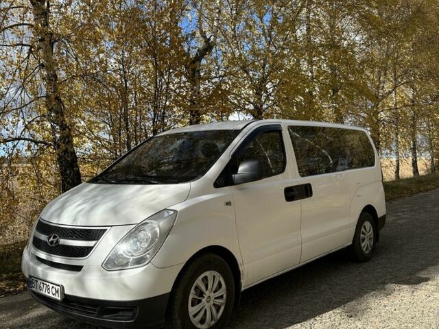 Хендай Н1 (Старекс) 2008 у Бару на Automoto.ua Білий Хендай Н1 (Старекс), об'ємом двигуна 0 л та пробігом 288 тис. км за 7300 $, фото 2 на Automoto.ua