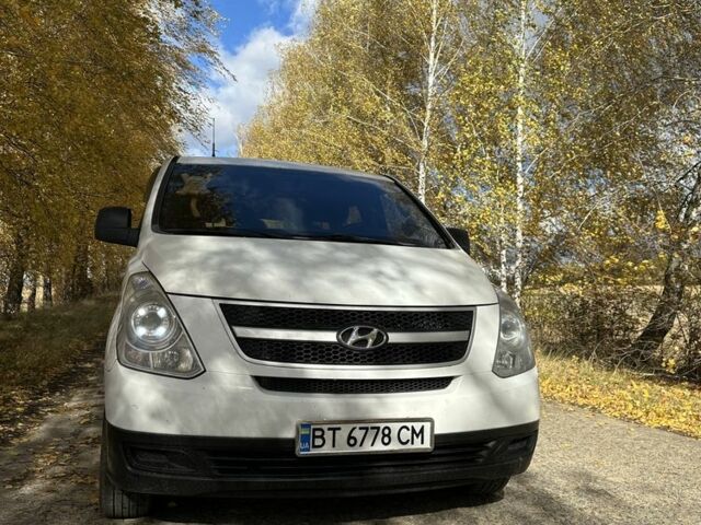 Хендай Н1 (Старекс) 2008 у Бару на Automoto.ua Білий Хендай Н1 (Старекс), об'ємом двигуна 0 л та пробігом 288 тис. км за 7300 $, фото 5 на Automoto.ua