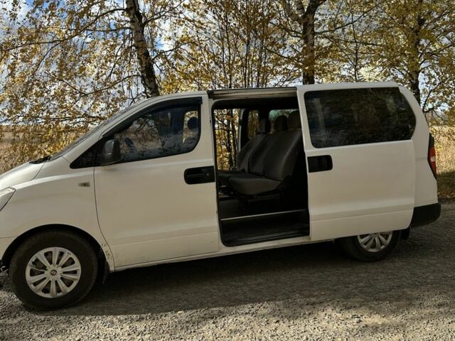 Хендай Н1 (Старекс) 2008 у Бару на Automoto.ua Білий Хендай Н1 (Старекс), об'ємом двигуна 0 л та пробігом 288 тис. км за 7300 $, фото 12 на Automoto.ua