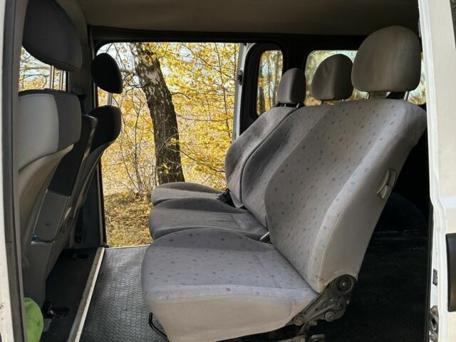 Хендай Н1 (Старекс) 2008 у Бару на Automoto.ua Білий Хендай Н1 (Старекс), об'ємом двигуна 0 л та пробігом 288 тис. км за 7300 $, фото 15 на Automoto.ua