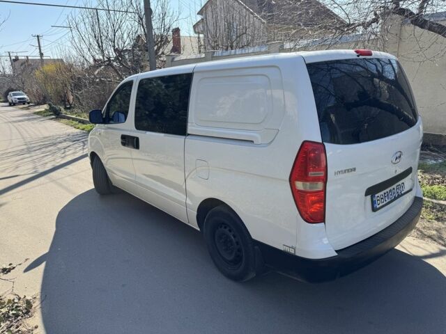 Хендай Н1 (Старекс) 2011 в Одессе на Automoto.ua Белый Хендай Н1 (Старекс), объемом двигателя 2.5 л и пробегом 285 тыс. км за 10500 $, фото 6 на Automoto.ua