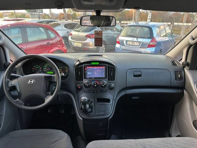 Хендай Н1 (Старекс) 2011 в Черкассах на Automoto.ua Белый Хендай Н1 (Старекс), объемом двигателя 2.5 л и пробегом 333 тыс. км за 9500 $, фото 7 на Automoto.ua