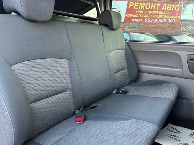 Хендай Н1 (Старекс) 2011 в Черкассах на Automoto.ua Белый Хендай Н1 (Старекс), объемом двигателя 2.5 л и пробегом 333 тыс. км за 9500 $, фото 5 на Automoto.ua