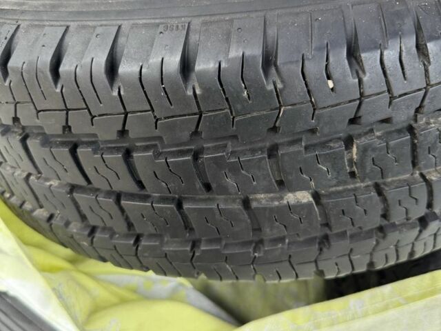 Бежевий Хендай Н1 (Старекс), об'ємом двигуна 2.5 л та пробігом 158 тис. км за 4700 $, фото 10 на Automoto.ua