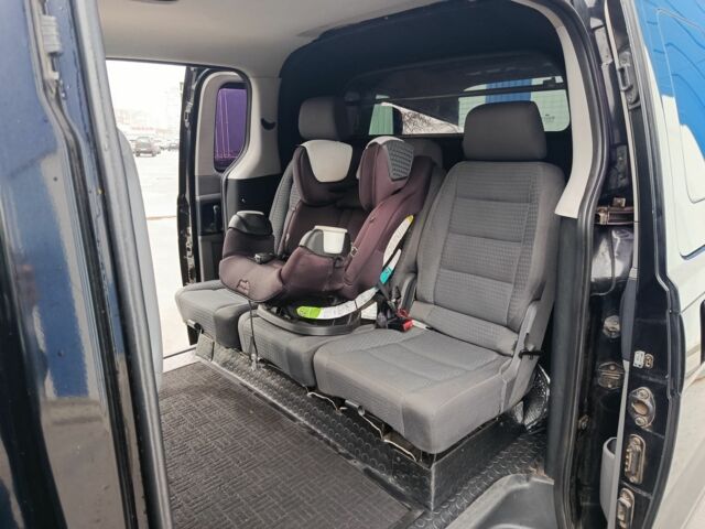 Черный Хендай Н1 (Старекс), объемом двигателя 2.5 л и пробегом 319 тыс. км за 10500 $, фото 8 на Automoto.ua