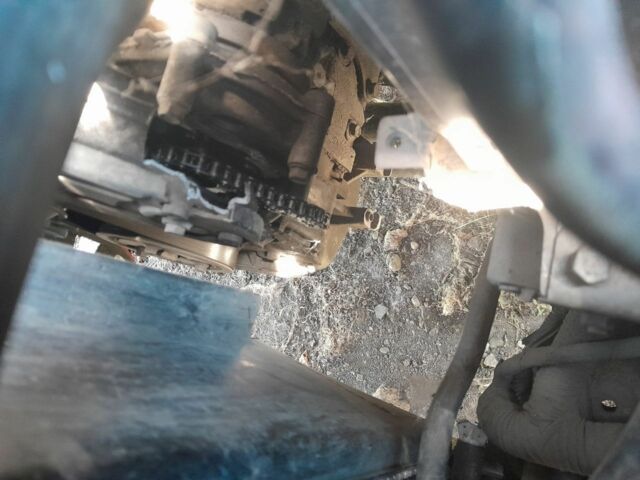 Красный Хендай Н1 (Старекс), объемом двигателя 2.5 л и пробегом 232 тыс. км за 3500 $, фото 4 на Automoto.ua