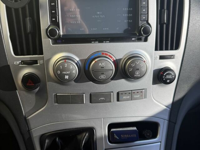 Сірий Хендай Н1 (Старекс), об'ємом двигуна 2.5 л та пробігом 151 тис. км за 12500 $, фото 18 на Automoto.ua