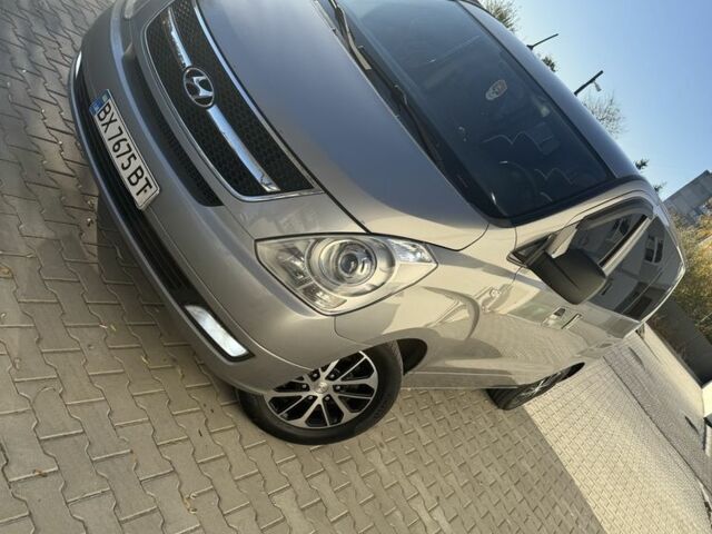 Сірий Хендай Н1 (Старекс), об'ємом двигуна 2.5 л та пробігом 151 тис. км за 12500 $, фото 7 на Automoto.ua