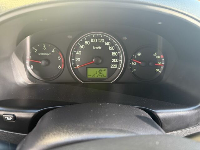 Сірий Хендай Н1 (Старекс), об'ємом двигуна 2.5 л та пробігом 151 тис. км за 12500 $, фото 17 на Automoto.ua