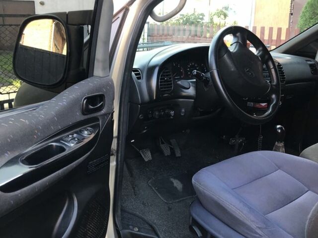 Зеленый Хендай Н1 (Старекс), объемом двигателя 2.5 л и пробегом 287 тыс. км за 4000 $, фото 22 на Automoto.ua