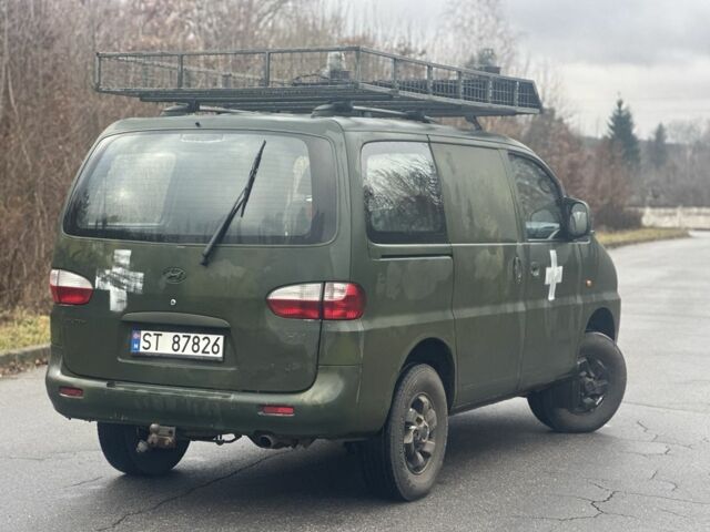 Зеленый Хендай Н1 (Старекс), объемом двигателя 2.5 л и пробегом 223 тыс. км за 4700 $, фото 3 на Automoto.ua