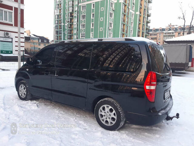 Чорний Хендай Н1 пас., об'ємом двигуна 2.5 л та пробігом 170 тис. км за 9299 $, фото 5 на Automoto.ua