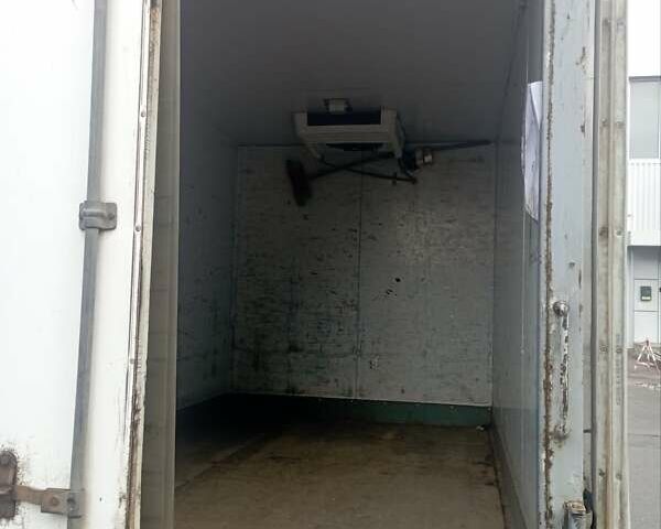 Белый Хендай Н 100, объемом двигателя 2.5 л и пробегом 370 тыс. км за 3500 $, фото 5 на Automoto.ua