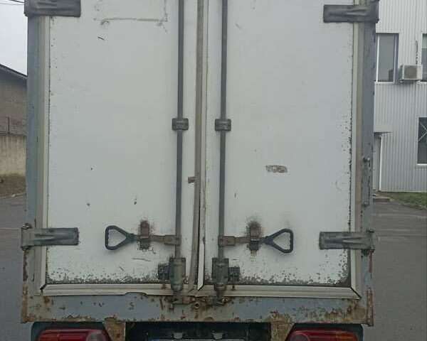 Белый Хендай Н 100, объемом двигателя 2.5 л и пробегом 370 тыс. км за 3500 $, фото 3 на Automoto.ua