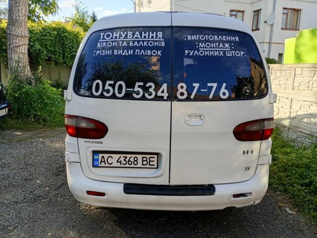 Белый Хендай Н 100, объемом двигателя 2.5 л и пробегом 340 тыс. км за 4200 $, фото 5 на Automoto.ua