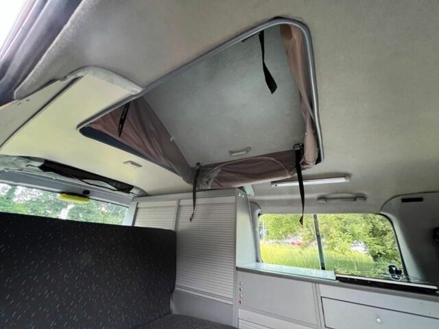 Серый Хендай Н 100, объемом двигателя 2.5 л и пробегом 187 тыс. км за 2300 $, фото 13 на Automoto.ua