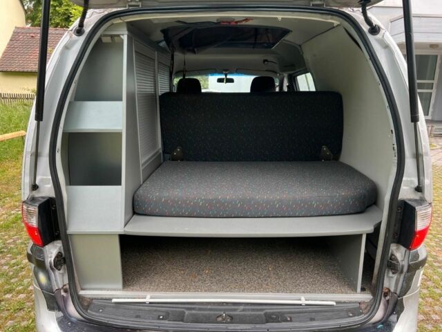 Серый Хендай Н 100, объемом двигателя 2.5 л и пробегом 187 тыс. км за 2300 $, фото 10 на Automoto.ua