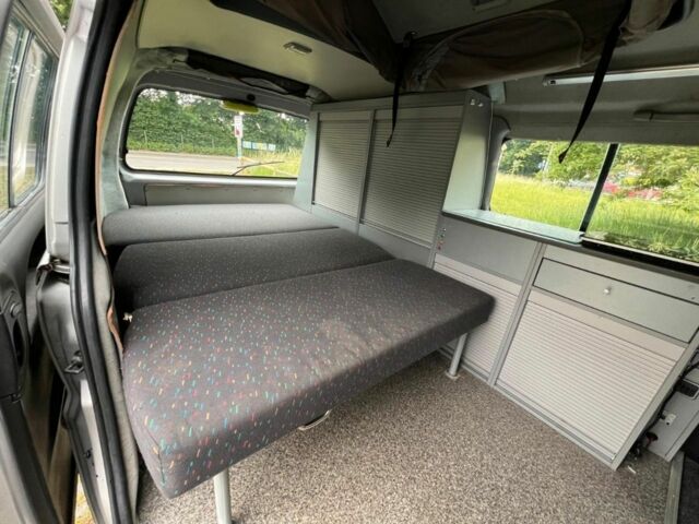 Серый Хендай Н 100, объемом двигателя 2.5 л и пробегом 187 тыс. км за 2300 $, фото 11 на Automoto.ua