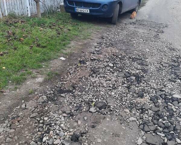 Синій Хендай Н 100, об'ємом двигуна 2.5 л та пробігом 256 тис. км за 3000 $, фото 6 на Automoto.ua