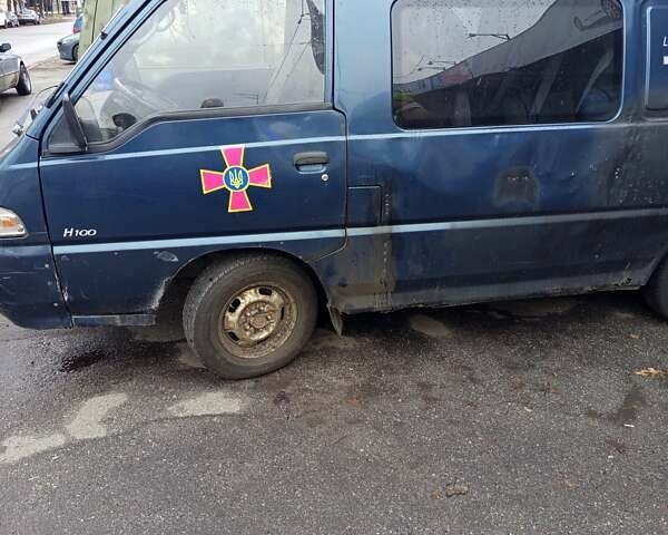 Хендай Н 100 1998 в Киеве на Automoto.ua Синий Хендай Н 100, объемом двигателя 2.48 л и пробегом 300 тыс. км за 2421 $, фото 7 на Automoto.ua