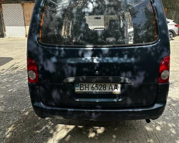 Синій Хендай Н 100, об'ємом двигуна 2.5 л та пробігом 450 тис. км за 4000 $, фото 6 на Automoto.ua