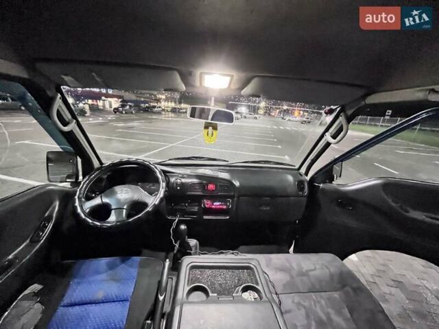 Синий Хендай Н 100, объемом двигателя 2.48 л и пробегом 470 тыс. км за 2500 $, фото 37 на Automoto.ua