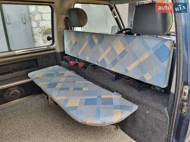 Синий Хендай Н 100, объемом двигателя 2.5 л и пробегом 300 тыс. км за 4000 $, фото 1 на Automoto.ua