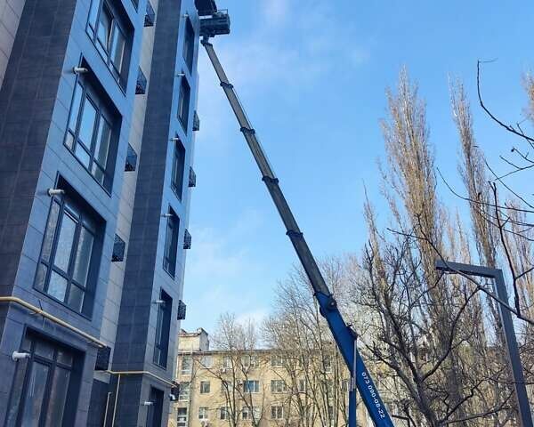 Синий Хендай НД 120, объемом двигателя 0 л и пробегом 400 тыс. км за 70000 $, фото 8 на Automoto.ua