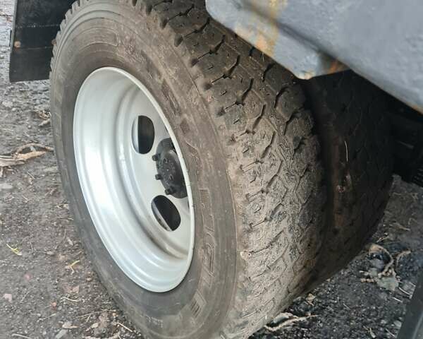 Белый Хендай НД 65, объемом двигателя 3.3 л и пробегом 215 тыс. км за 9500 $, фото 10 на Automoto.ua