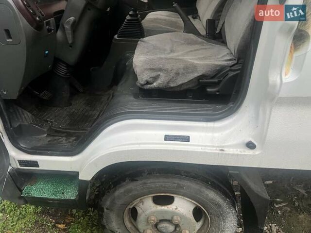 Белый Хендай НД 65, объемом двигателя 3.91 л и пробегом 180 тыс. км за 7850 $, фото 8 на Automoto.ua