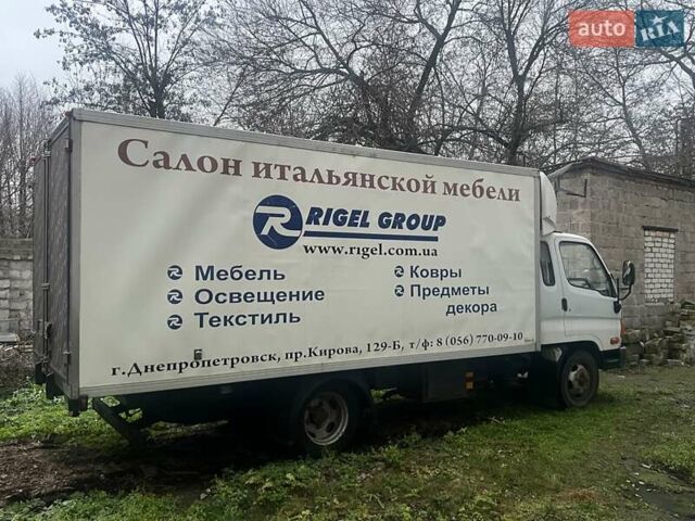 Белый Хендай НД 65, объемом двигателя 3.91 л и пробегом 180 тыс. км за 7850 $, фото 5 на Automoto.ua