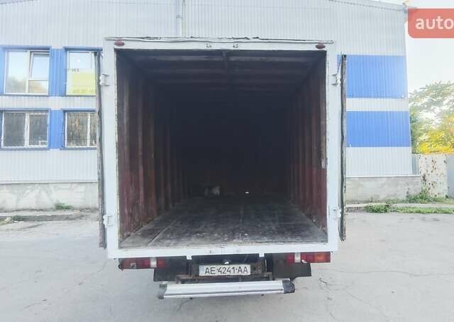 Белый Хендай НД 65, объемом двигателя 3.6 л и пробегом 250 тыс. км за 4800 $, фото 7 на Automoto.ua