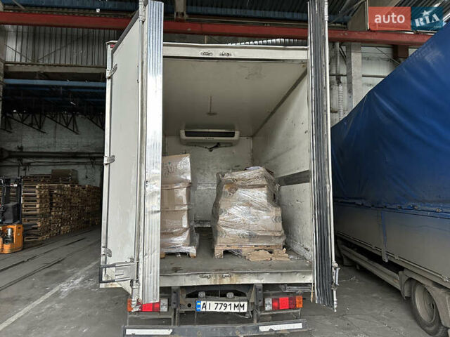 Белый Хендай НД 65, объемом двигателя 3.91 л и пробегом 244 тыс. км за 8000 $, фото 4 на Automoto.ua