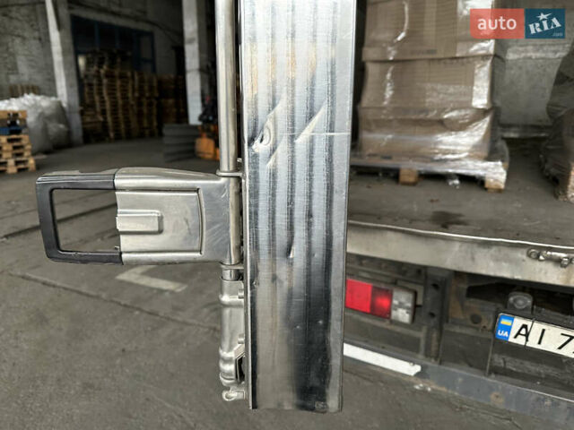 Белый Хендай НД 65, объемом двигателя 3.91 л и пробегом 244 тыс. км за 8000 $, фото 5 на Automoto.ua