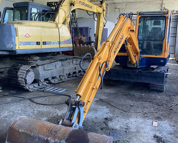 Жовтий Хендай НД 65, об'ємом двигуна 0 л та пробігом 5 тис. км за 26000 $, фото 2 на Automoto.ua