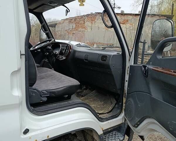 Білий Хендай НД 72, об'ємом двигуна 3.91 л та пробігом 350 тис. км за 5999 $, фото 5 на Automoto.ua