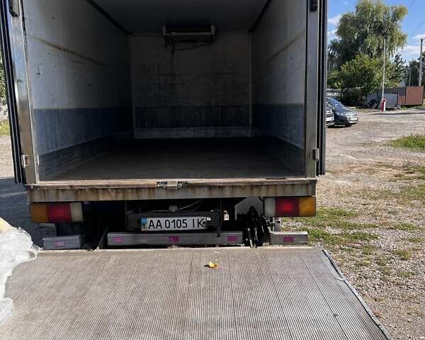 Белый Хендай НД 72, объемом двигателя 3.57 л и пробегом 457 тыс. км за 7900 $, фото 9 на Automoto.ua