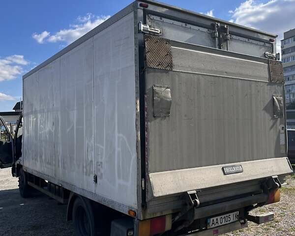 Белый Хендай НД 72, объемом двигателя 3.57 л и пробегом 457 тыс. км за 7900 $, фото 4 на Automoto.ua