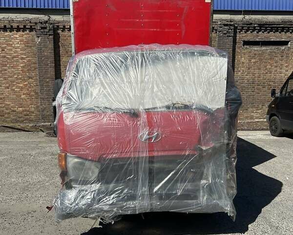 Хендай НД 72 2008 в Одессе на Automoto.ua Красный Хендай НД 72, объемом двигателя 3.91 л и пробегом 800 тыс. км за 6800 $, фото 4 на Automoto.ua