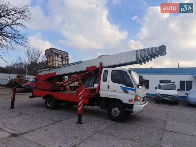 Білий Хендай НД 78, об'ємом двигуна 6.87 л та пробігом 200 тис. км за 25000 $, фото 1 на Automoto.ua