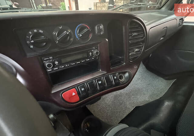 Жовтий Хендай НД 78, об'ємом двигуна 3.91 л та пробігом 238 тис. км за 22500 $, фото 2 на Automoto.ua