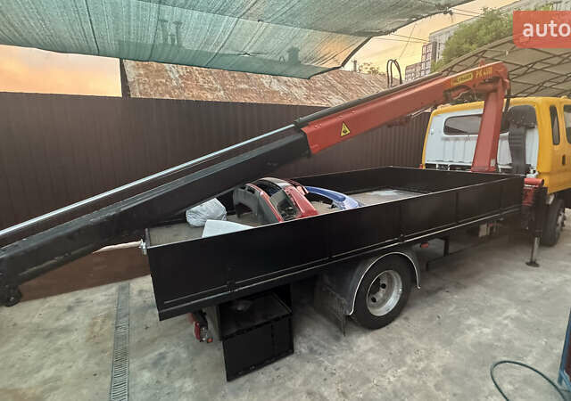 Жовтий Хендай НД 78, об'ємом двигуна 3.91 л та пробігом 238 тис. км за 22500 $, фото 1 на Automoto.ua