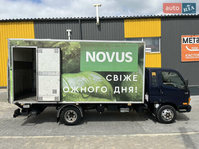 Синий Хендай НД 78, объемом двигателя 3.93 л и пробегом 517 тыс. км за 12000 $, фото 2 на Automoto.ua