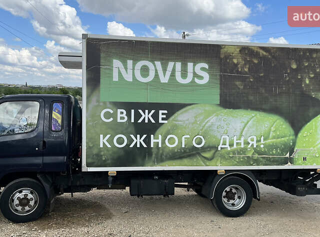 Синий Хендай НД 78, объемом двигателя 3.93 л и пробегом 517 тыс. км за 12000 $, фото 6 на Automoto.ua