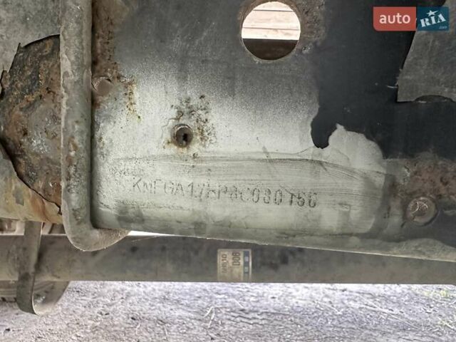 Синий Хендай НД 78, объемом двигателя 3.9 л и пробегом 112 тыс. км за 12500 $, фото 6 на Automoto.ua