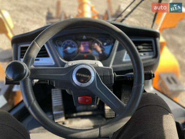 Хендай НЛ, объемом двигателя 14.86 л и пробегом 8 тыс. км за 69066 $, фото 15 на Automoto.ua