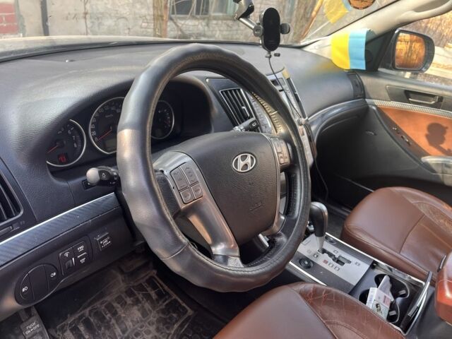 Черный Хендай ЛХ55, объемом двигателя 3.8 л и пробегом 260 тыс. км за 8200 $, фото 15 на Automoto.ua