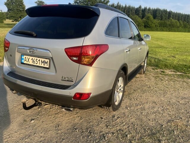 Серый Хендай ЛХ55, объемом двигателя 3 л и пробегом 100 тыс. км за 10399 $, фото 3 на Automoto.ua